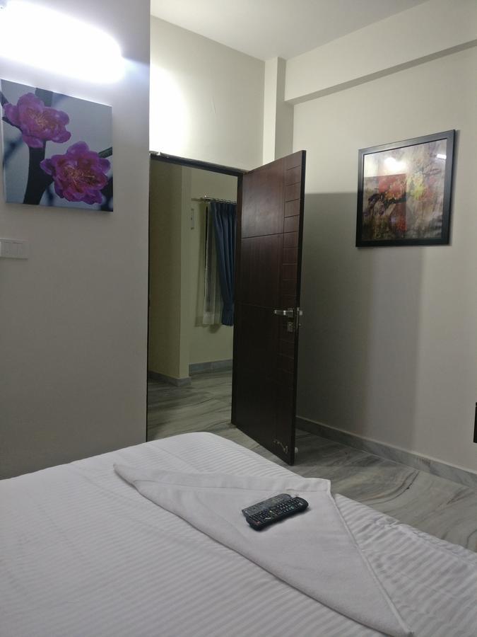 Misty Lake Guest House Hyderabad Exterior foto