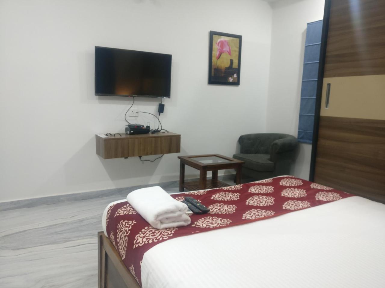 Misty Lake Guest House Hyderabad Exterior foto