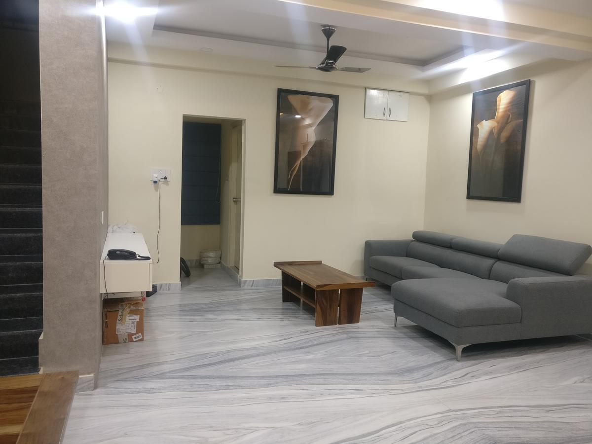 Misty Lake Guest House Hyderabad Exterior foto